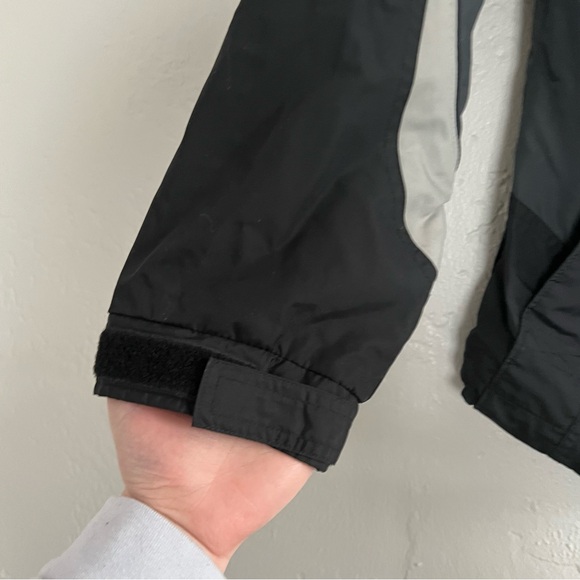 Columbia Black Nylon Coat Jacket with Zip Pockets Size Medium - Picture 6 of 8